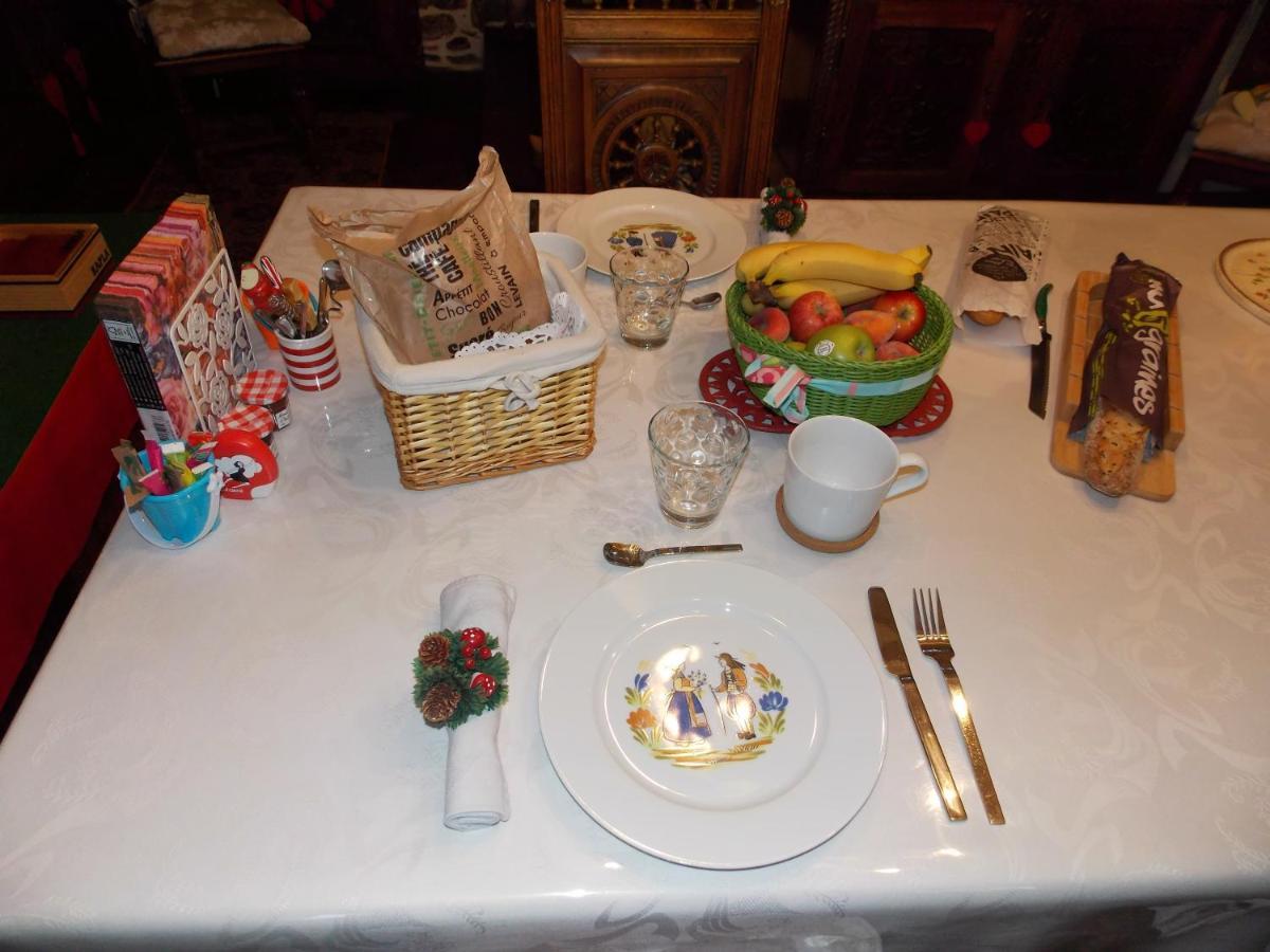 Chambre De La Nonne En Vacances Dol-de-Bretagne Bagian luar foto